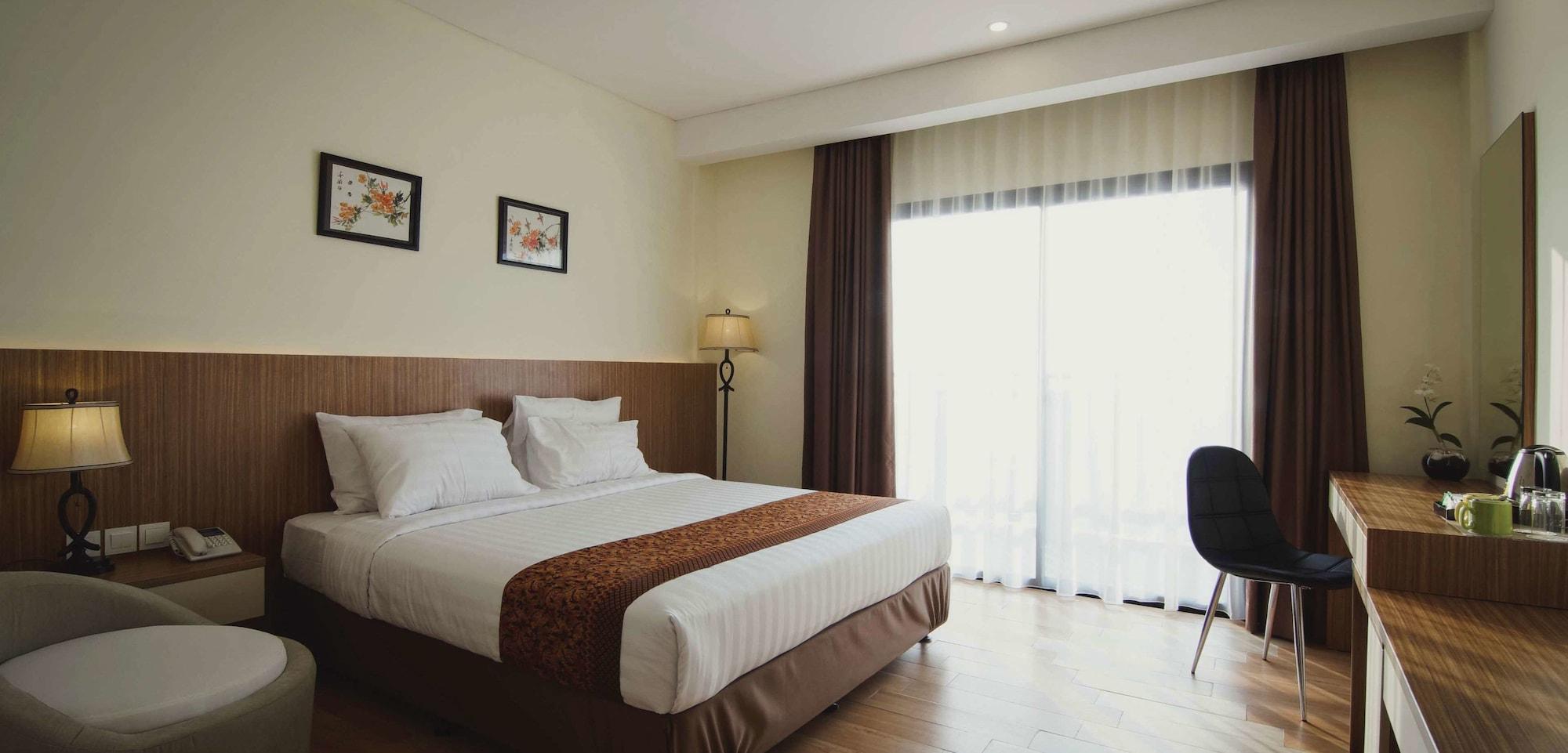 Golden Tulip Essential Belitung Hotel Tanjungpandan Kültér fotó