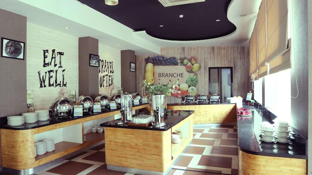 Golden Tulip Essential Belitung Hotel Tanjungpandan Kültér fotó