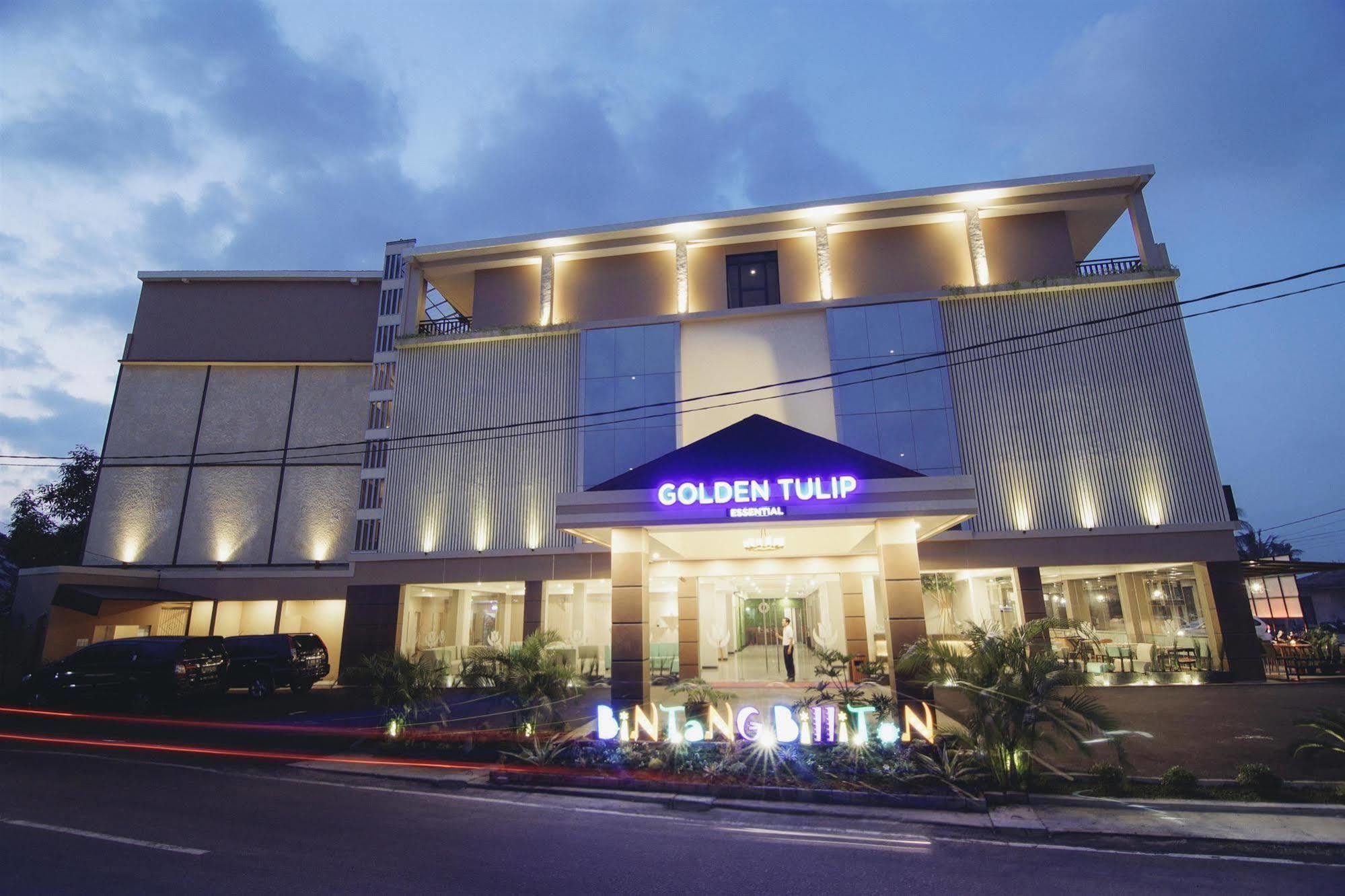 Golden Tulip Essential Belitung Hotel Tanjungpandan Kültér fotó
